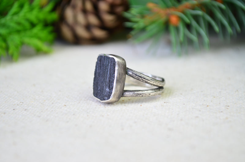 Raw Black Tourmaline Slice Ring (Size 7 1/2)