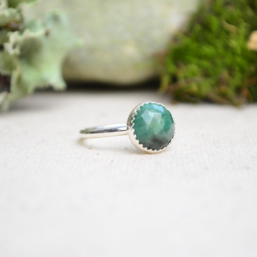 Emerald Stacking Ring (Size 6 1/2)