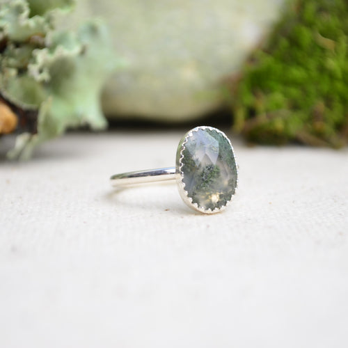 Moss Agate Stacking Ring (Size 7)