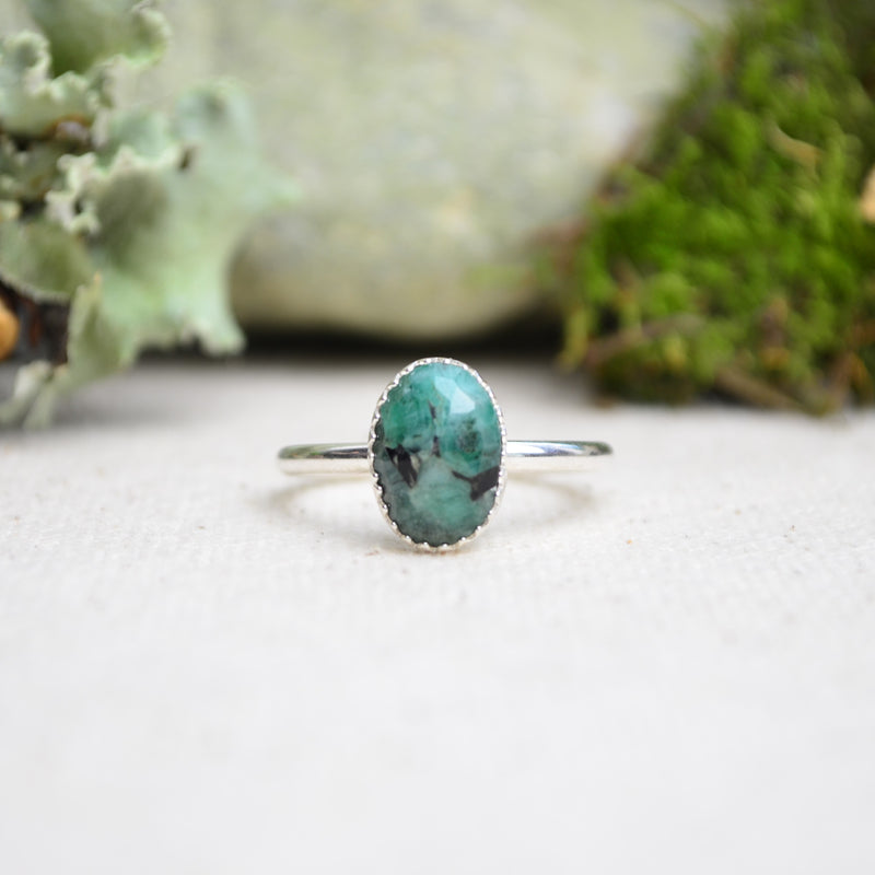 Emerald Stacking Ring (Size 9)