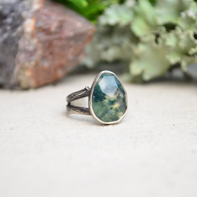Moss Agate Ring w/ Organic Twig Split Band (Size 5 3/4)