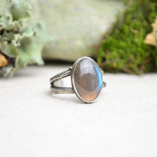 Labradorite Ring w/ Organic Twig Split Band (Size 9)