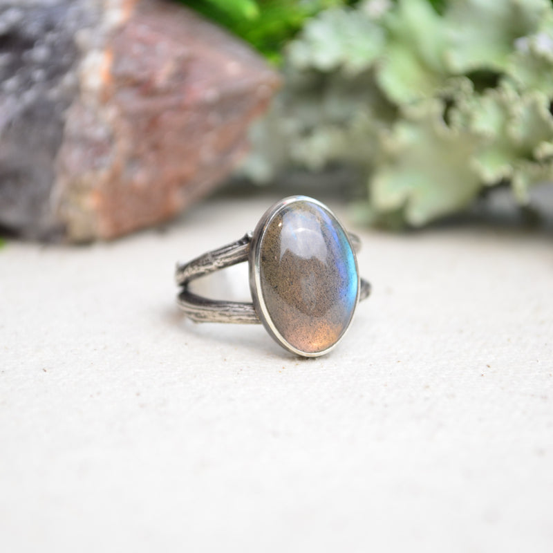 Labradorite Ring w/ Organic Twig Split Band (Size 9)
