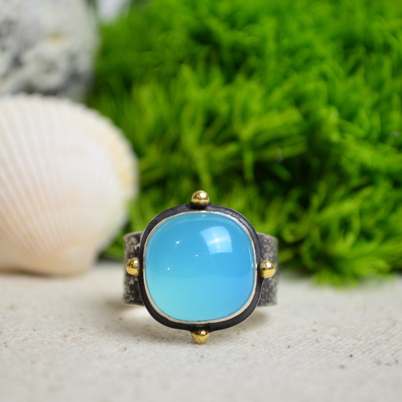 Aqua Chalcedony Textured Wide Band Ring w/ 14K Accents (Size 9 1/4)