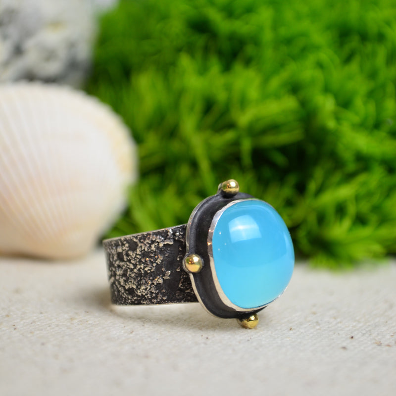Aqua Chalcedony Textured Wide Band Ring w/ 14K Accents (Size 9 1/4)