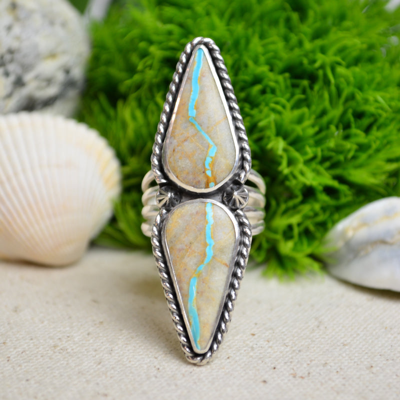 American Mined Royston Turquoise Ring (Size 9 1/2)