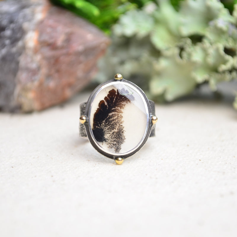 Dendritic Agate Textured Wide Band Ring w/ 14K Accents (Size 8 3/4)