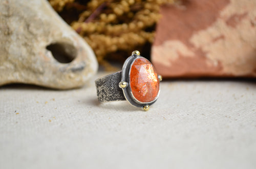 Sunstone Textured Wide Band Ring w/ 14K Accents (Size 8)