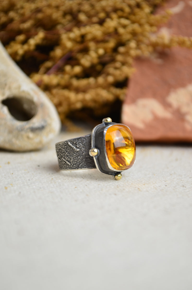 Citrine Textured Wide Band Ring w/ 14K Accents (Size 7 3/4)