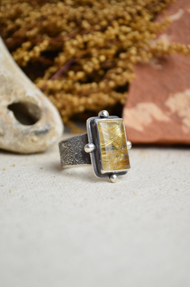 Rutile Quartz Textured Wide Band Ring (Size 9)